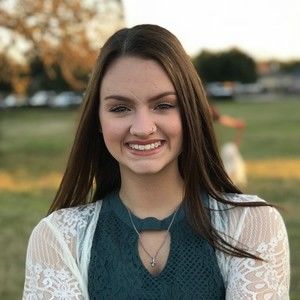 Meet your Posher, Olivia